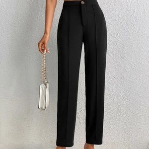 Pleated Black Trouser